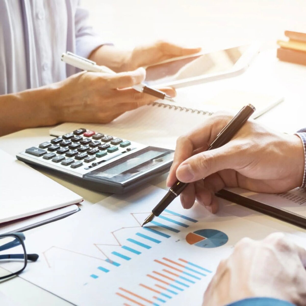 financial controller services